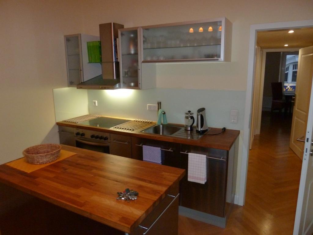 Business Gaestehaus Sonne, Mond & Sterne Apartment เบรเมน ภายนอก รูปภาพ