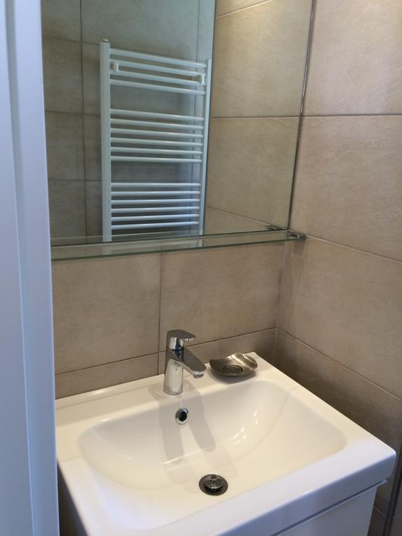 Business Gaestehaus Sonne, Mond & Sterne Apartment เบรเมน ภายนอก รูปภาพ