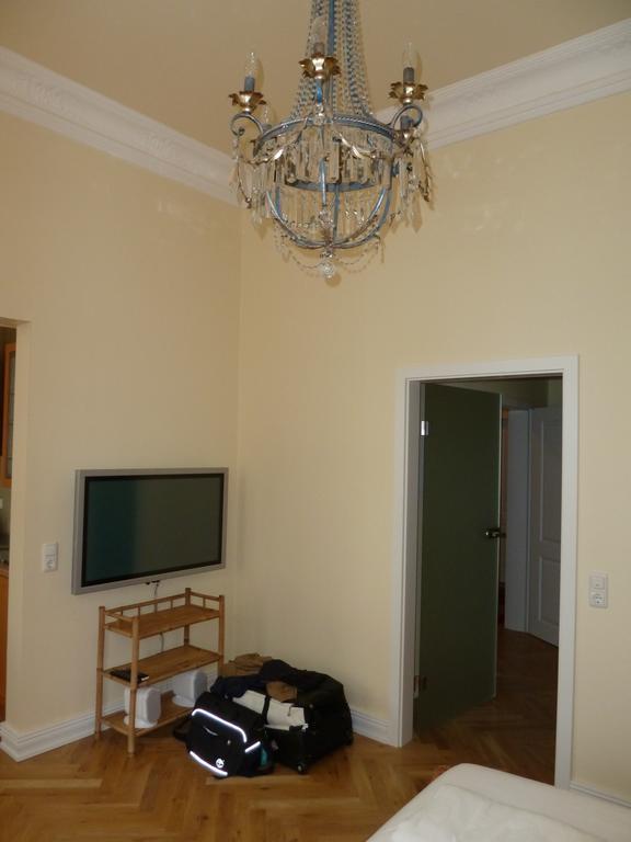 Business Gaestehaus Sonne, Mond & Sterne Apartment เบรเมน ภายนอก รูปภาพ